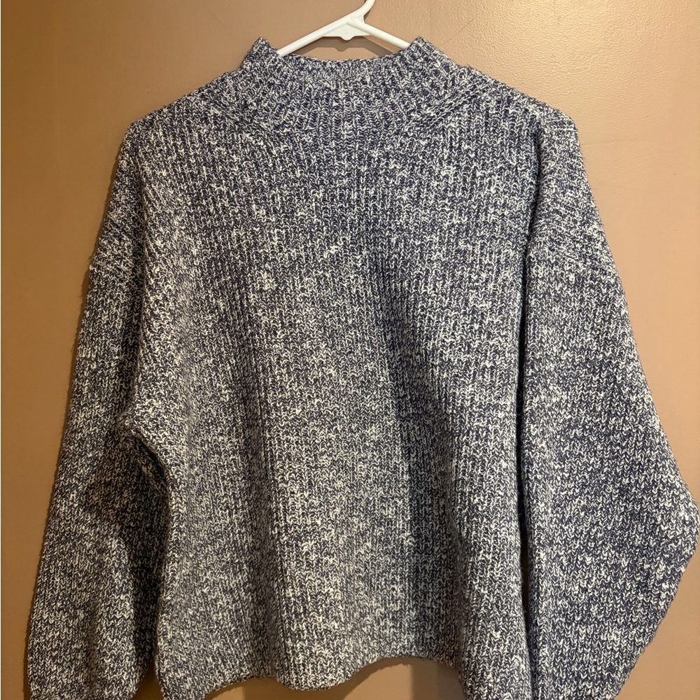 Old Navy Blue and White Turtleneck Sweater